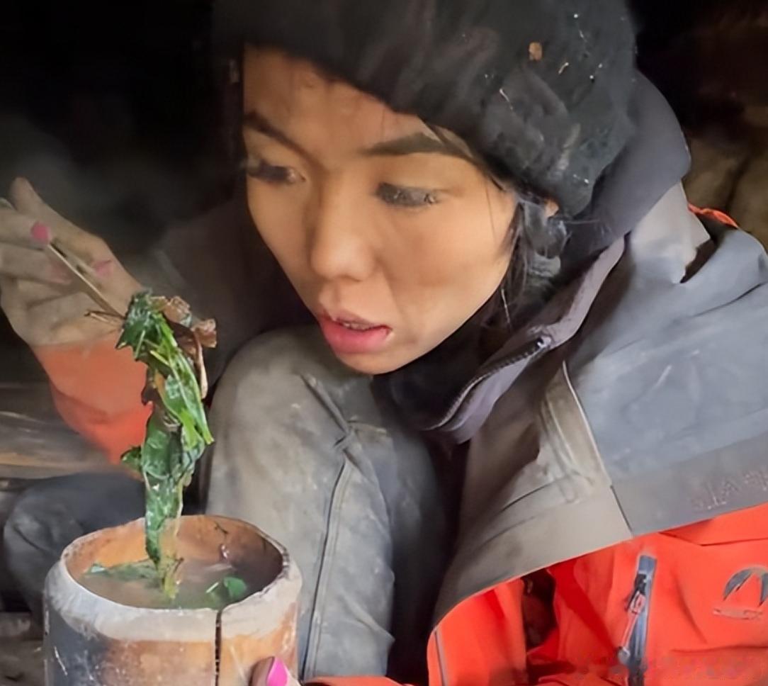 云南冷美人参加张家界荒野，成决赛22人唯中一女子：越绝境越冷静冷美人也用自己的行
