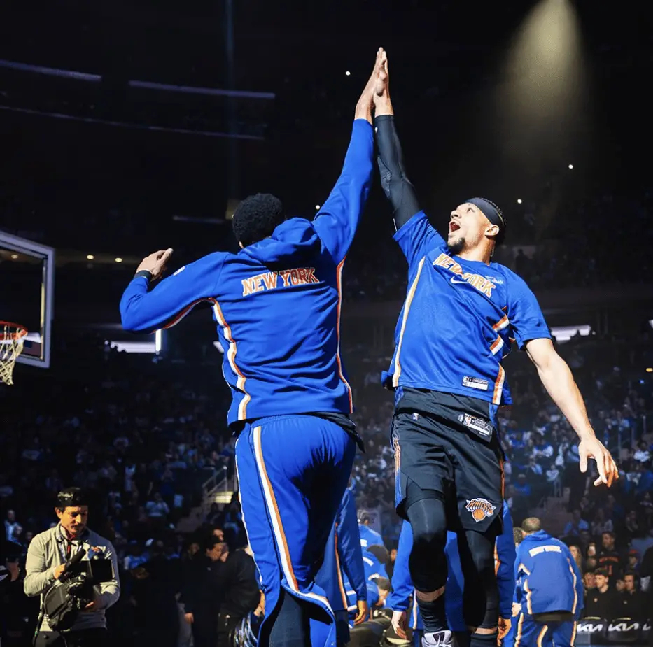 Shams：尼克斯老板詹姆斯-多兰已经公开表态，球队本赛季的要求就是冲击总决赛，