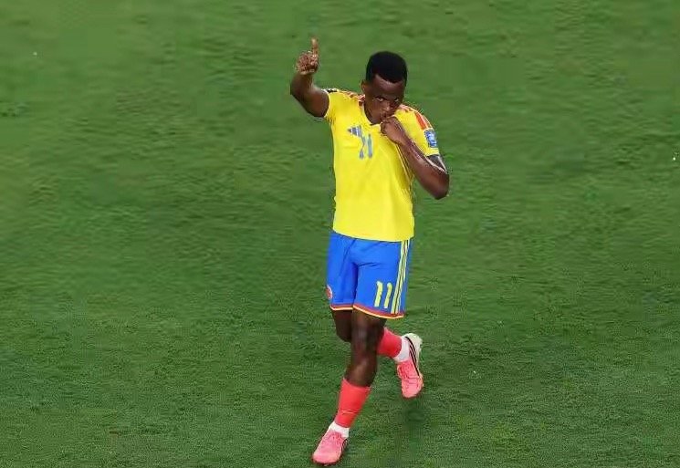 2026年世界杯1/8决赛：瑞士VS哥伦比亚。一支欧洲二流球队，一支南美二流球队