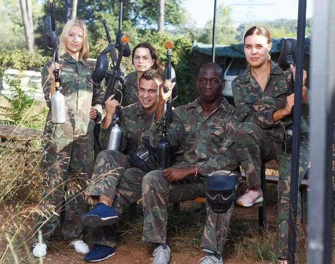 普京签署 2026 年征兵令：征召 26.1 万名公民服兵役，征兵工作将于 20