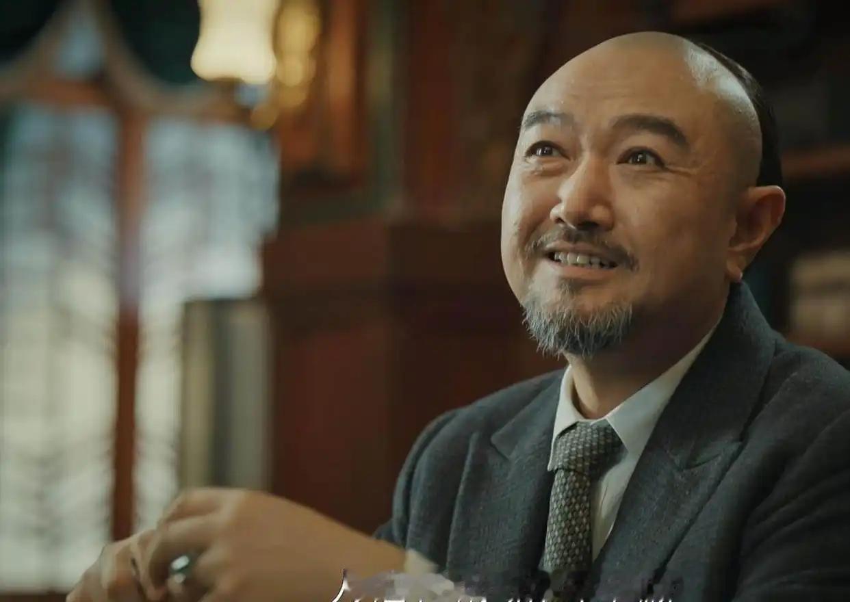 原本很讨厌《江海潮生》里郭华茂这个洋行买办，但他怼日本商人的这场戏，瞬间改变了看