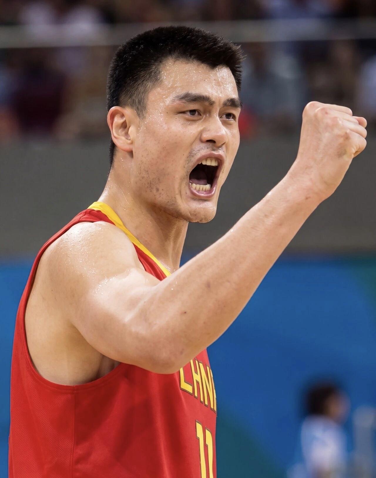 CBA历史最难打破的五大球员纪录

第一：姚明总决赛21投21中的神迹
第二：孙