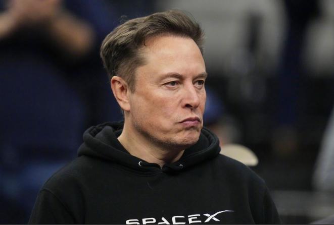 世界首富马斯克再次抛出震撼预言，他说：“真正的危机已经到来！当AI接管一切，人类