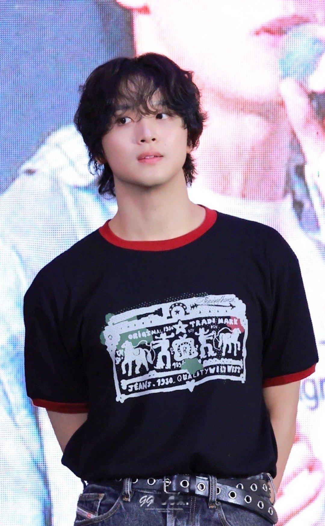 在情人节给自己的女人们送了30张Olive Young三万元（约150元）券买巧