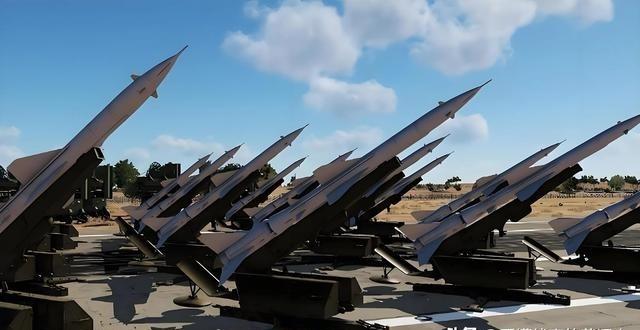 什么叫工业死刑？1枚高超音速导弹，10马赫极速，携带1吨高爆战斗部，这根本不是在