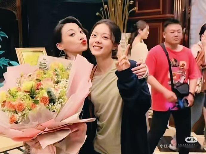 甄珍和邱枫是双向救赎  方圆圆演技炸裂，让我们见证了甄珍和邱枫这段感人至深的救赎
