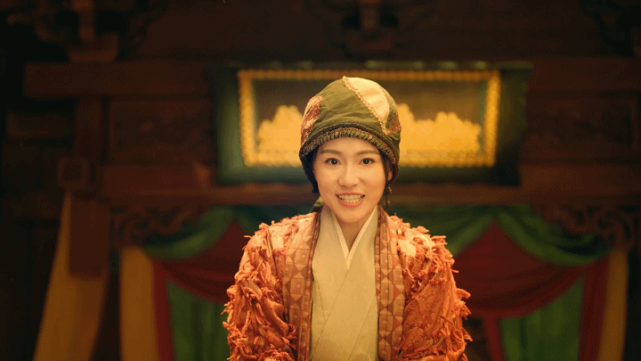 #谁家大小姐一出场就跑酷啊#真的是太好笑了，这个角色身为大小姐，却没有一点大小姐