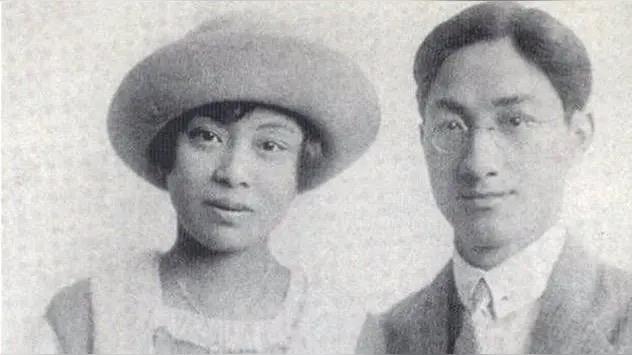 徐志摩不喜欢妻子张幼仪，却依旧与她同房，在妻子怀孕后，他又不想要孩子，第一反应是