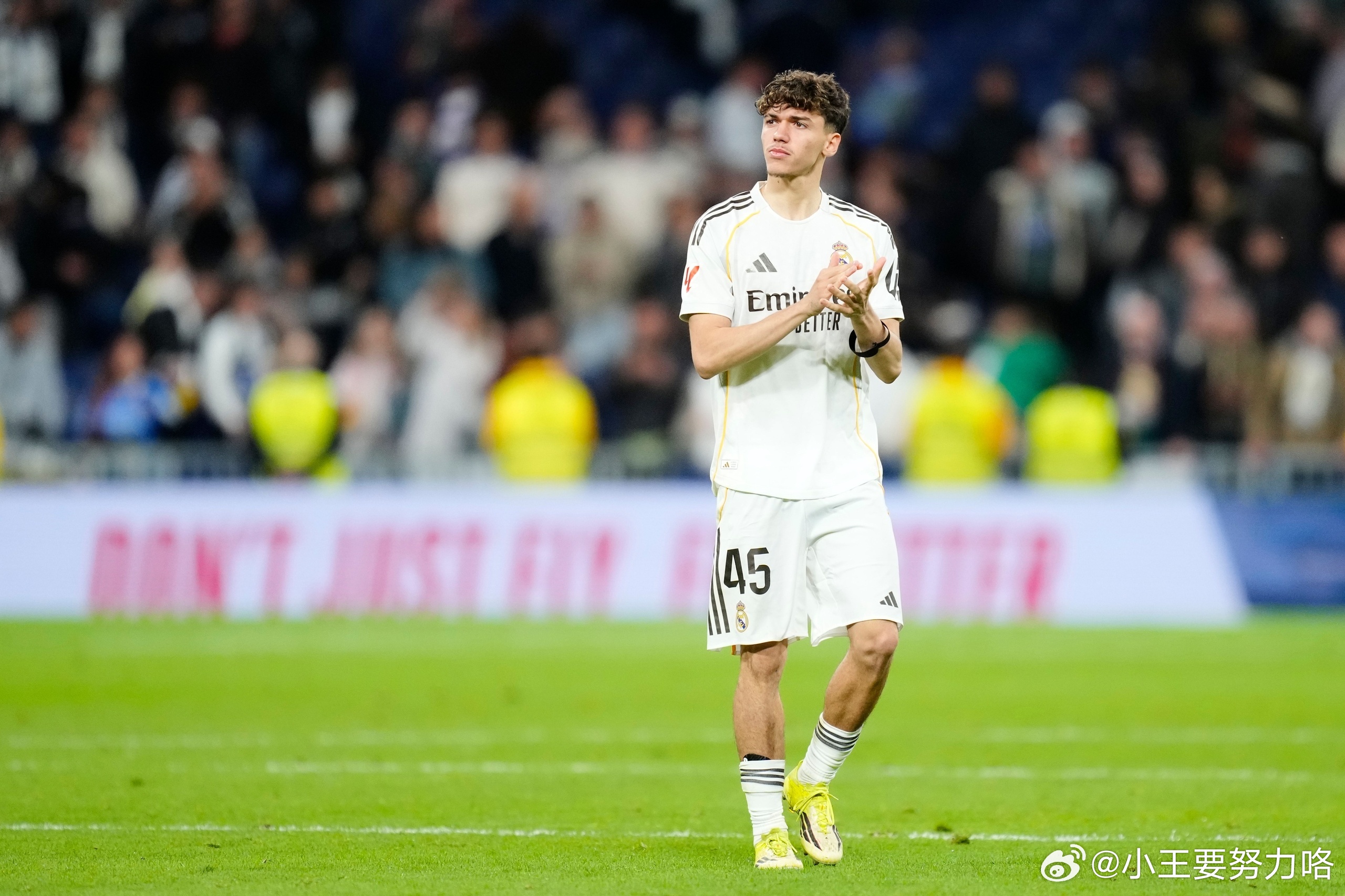 周五 国际友谊赛看法011  西班牙 vs 塞维利亚塞尔维亚并非鱼腩，球队的实力