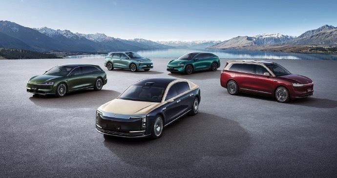 鸿蒙智行新年第一个OTA，这次把部分车型升级到ADS 4.1了，新增功能“三点式