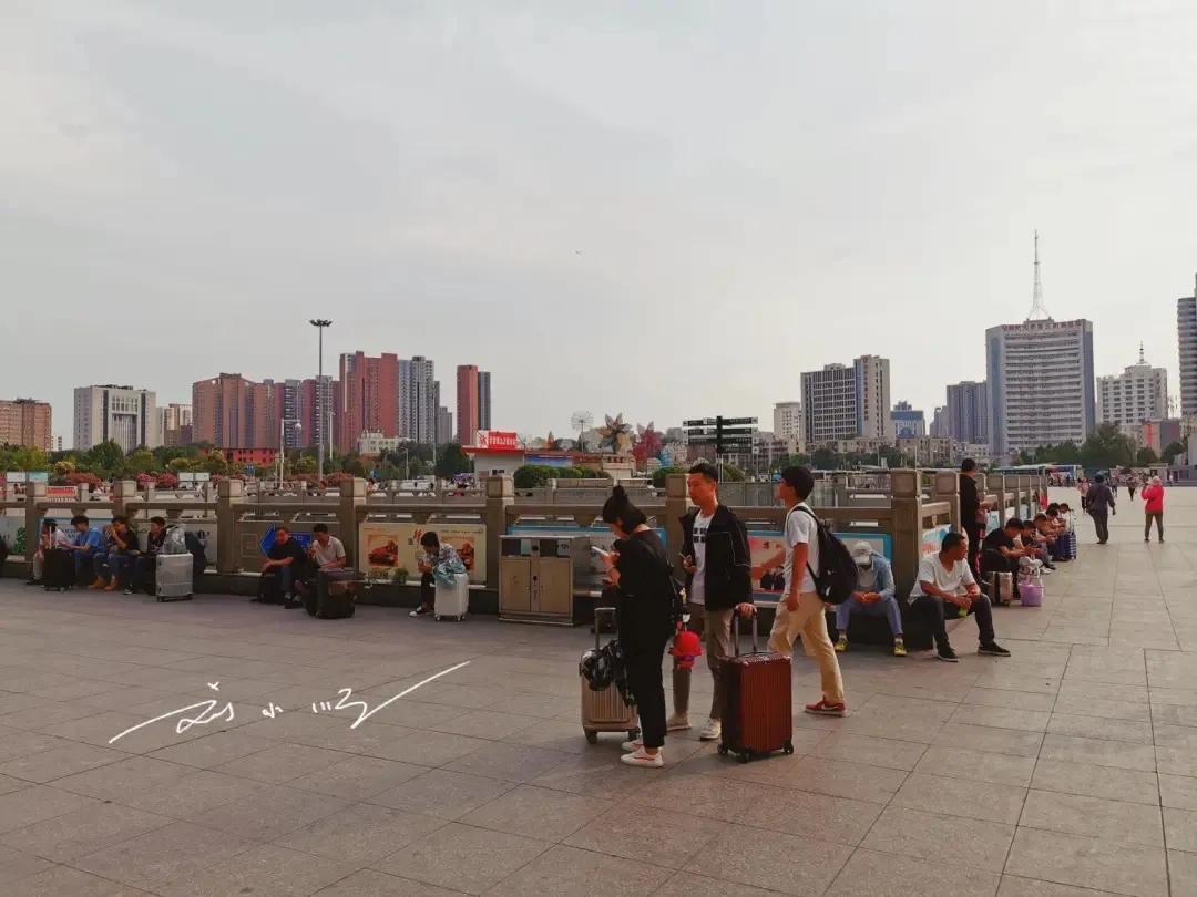 华中“第三城”，GDP仅次于武汉和长沙，郑州发展前景你看好吗？

这里是刘小顺的