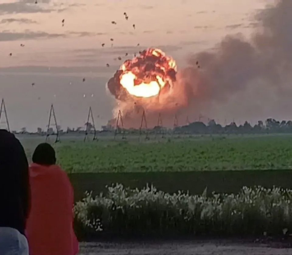 这不是核弹爆炸！​今天早上，乌军使用“风暴影子”导弹袭击了位于赫尔松左岸Ryko