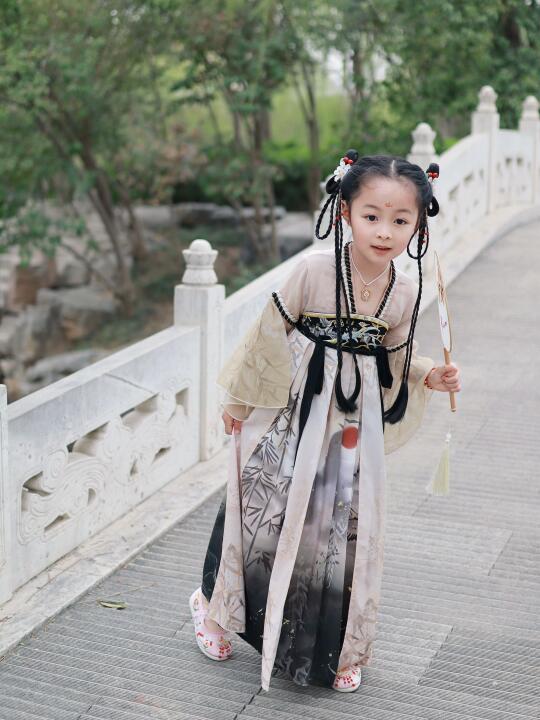 🌈又到了穿汉服踏青的时候啦✨安排~~