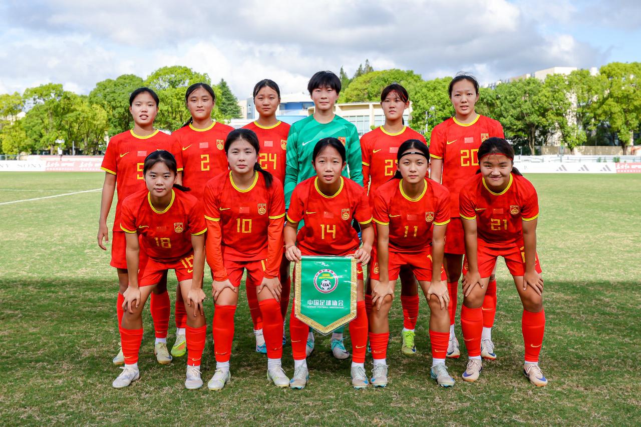 中国U17女足最大的亮点不是赢球

而是在上海的五场比赛里面，中国U17女足主教