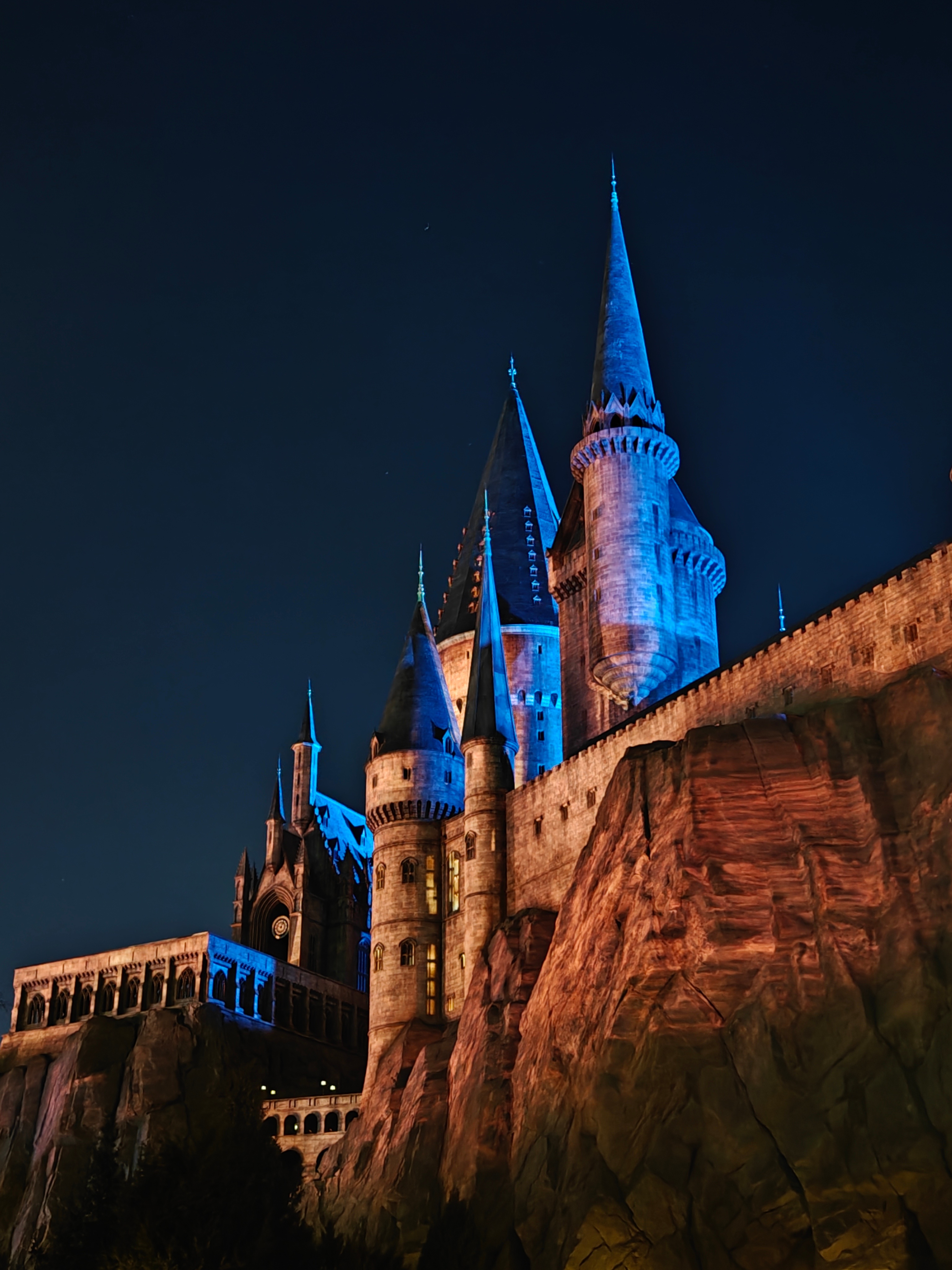 环球影城的压轴，当然是哈利波特和霍格沃兹的魔法世界[笑哈哈][全力以赴]今天是淡