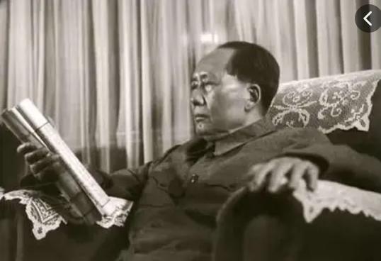 刺客用木棍攻击毛主席后脑，蒋泽民关键时刻挥臂挡住，晩年享受正军级待遇是真的吗？
