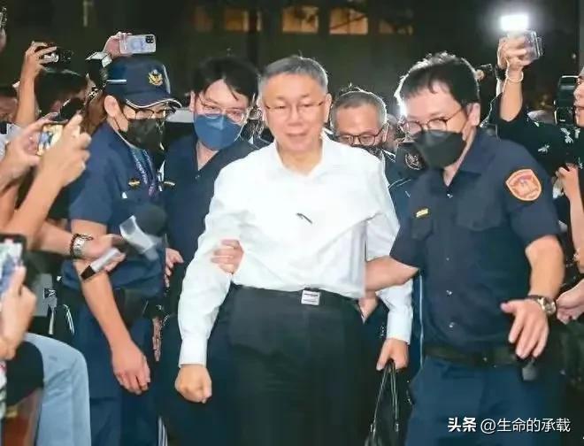 邱毅美梦破灭了
从朱亚虎完全认罪时起
邱毅的美梦
乃至蔡正元、王炳忠、林明正、苏