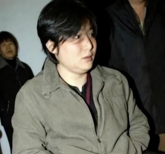 陕西一女子1988年丢了儿子，为了找娃，她跟丈夫离了婚。32年后,她终于在四川找