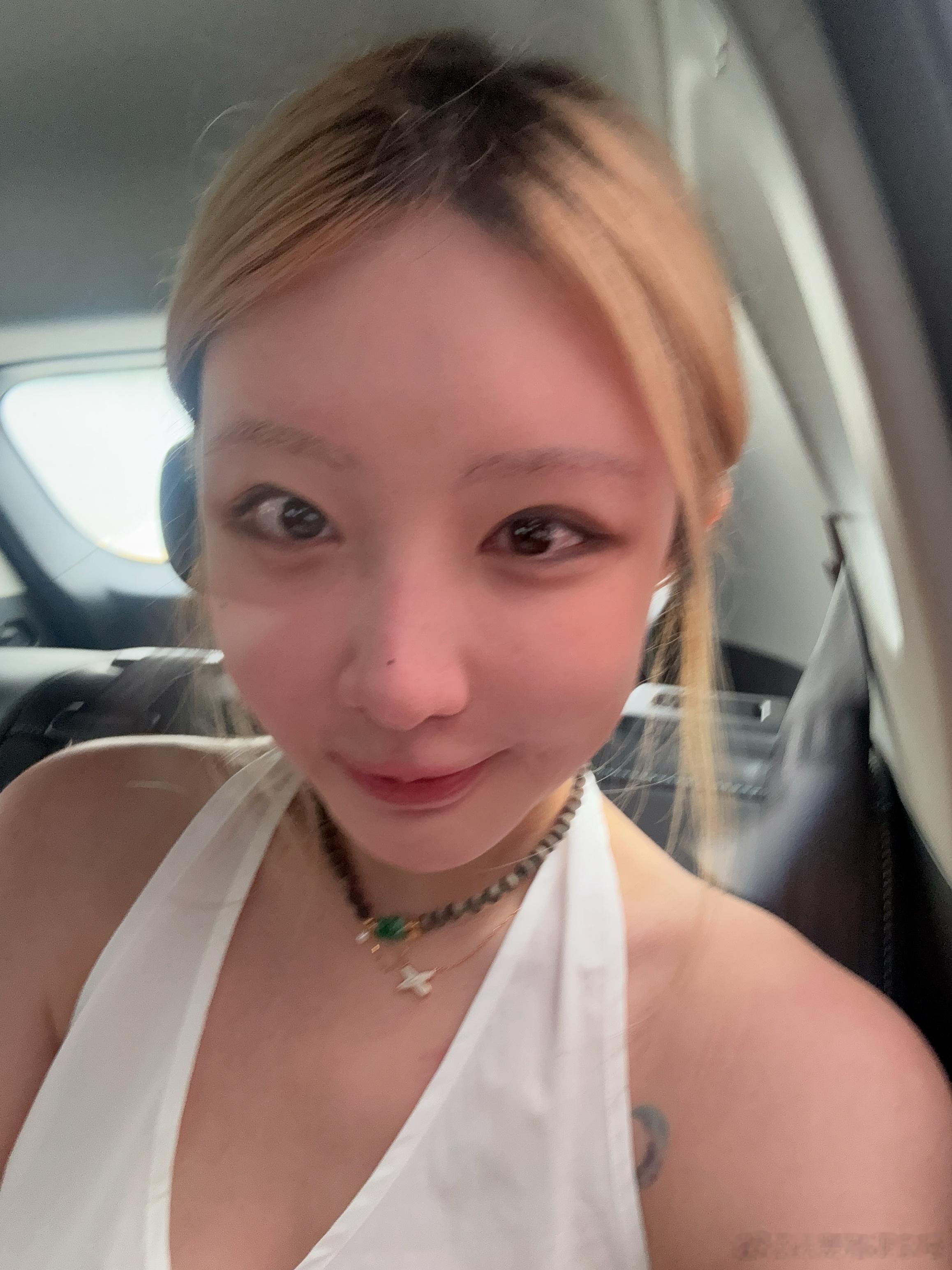 早啊！又上钟了！努力干过今天可以放假了！ 