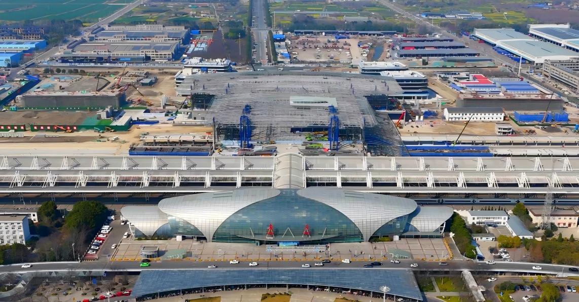 南通站，北广场高过南广场！地铁、高铁齐了！

南通站北广场扩建工程，从2023年