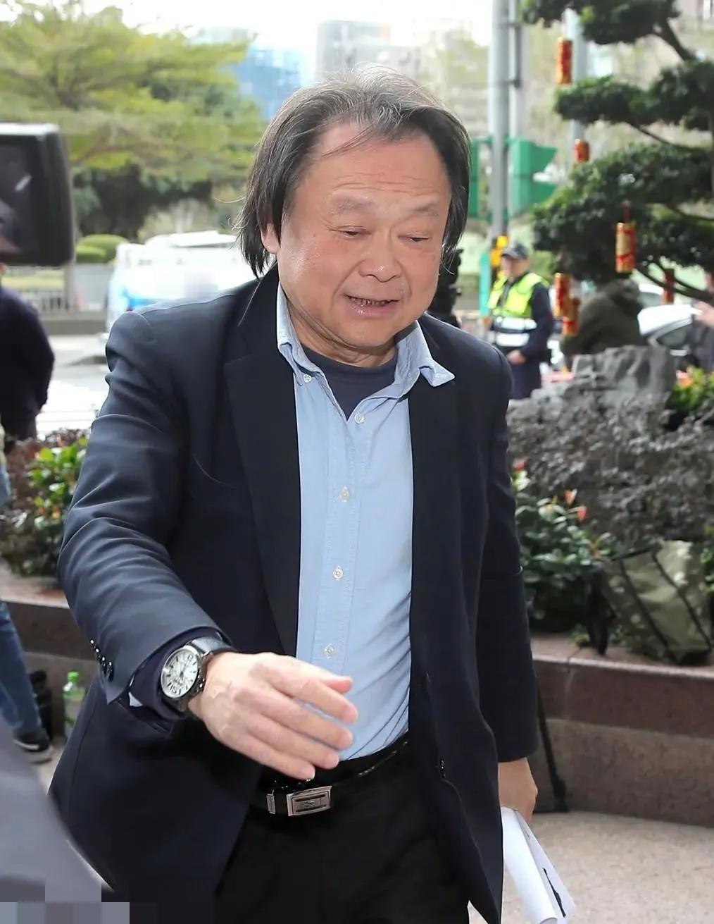 炸锅！

不参选台北市长后，民进党王世坚再放猛话：“我要去大陆看看！”

民进党