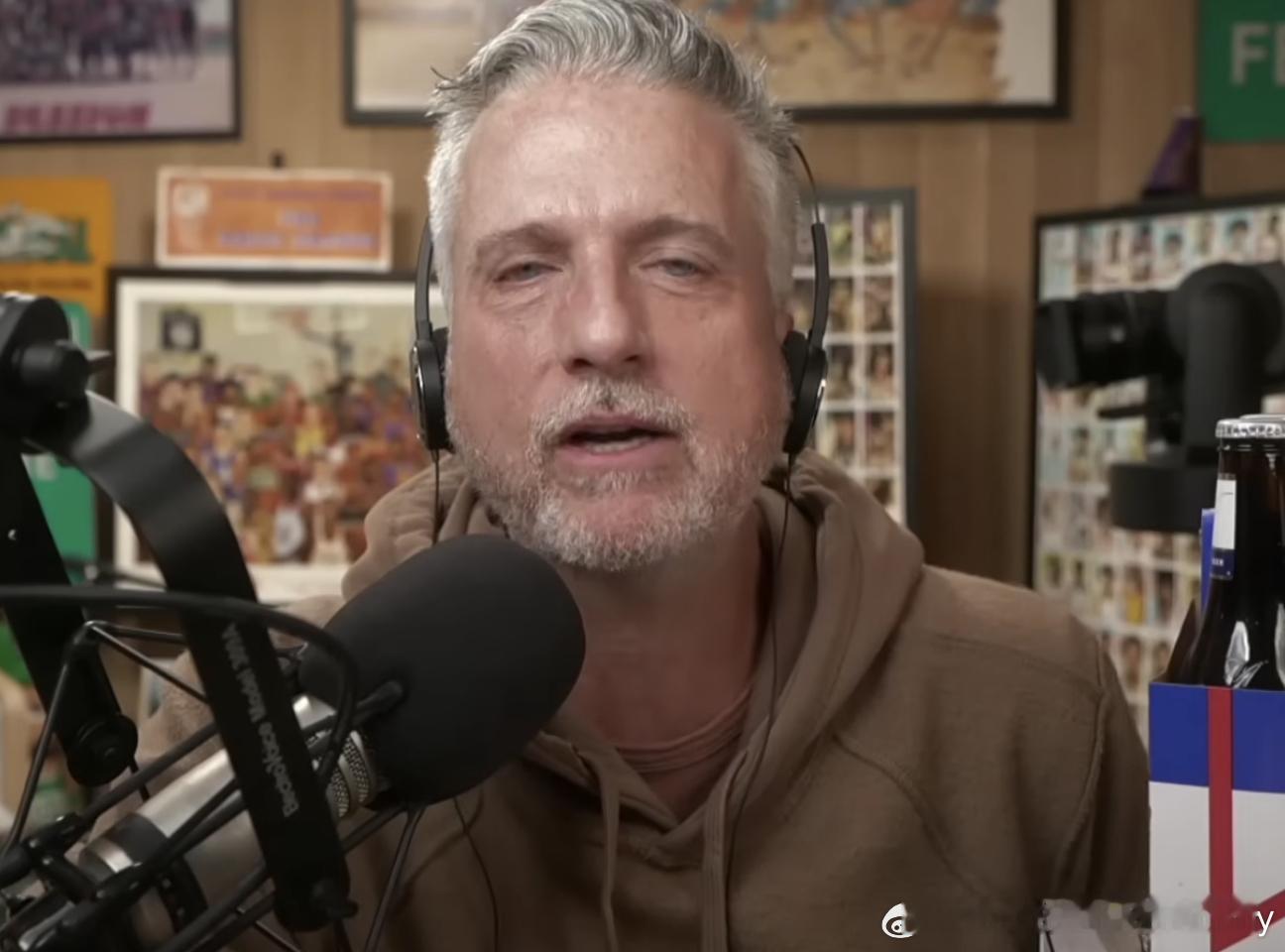 Bill Simmons：森林狼如果突然开始崩盘，可能会开始考虑戈贝尔和兰德尔。
