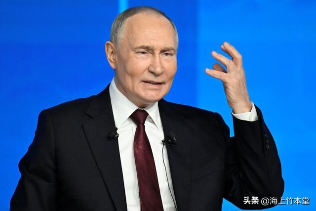 普京：伸出五个指头

有美国媒体狗仔队揭秘白宫日常说，特朗普每天都会看一段2分钟