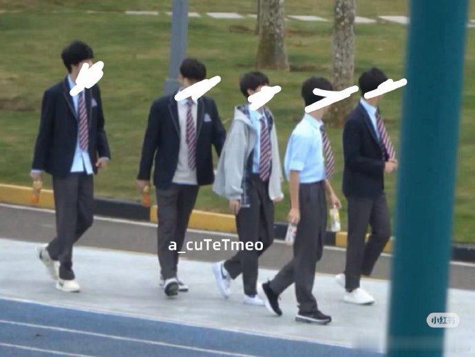 我们的少年时代2校服造型TF四代新剧校服造型路透 我们的少年时代2校服造型，TF