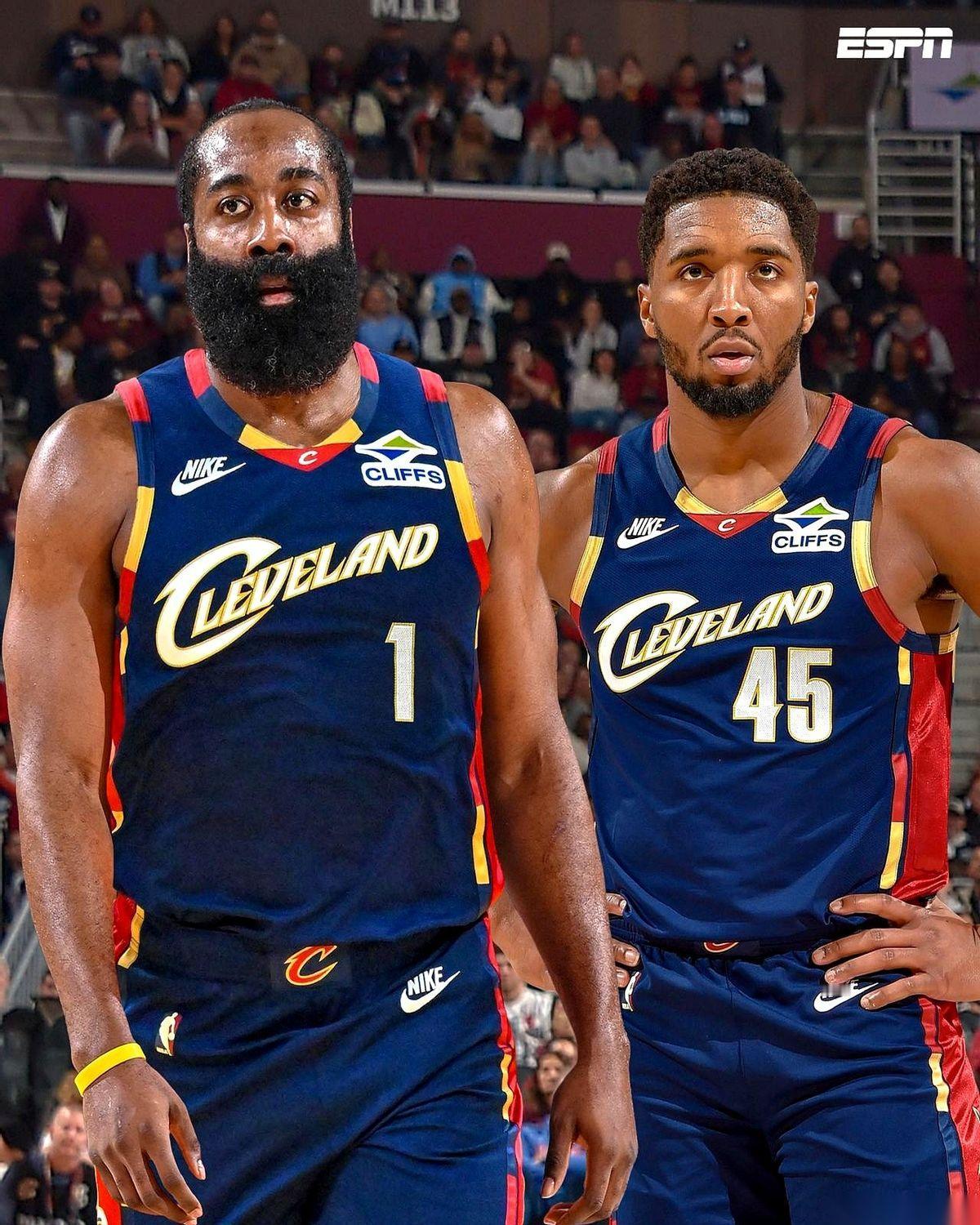 交易否决权，说不要就不要了。
230万奖金，白花花的钱，也扔了。
我第一反应是，