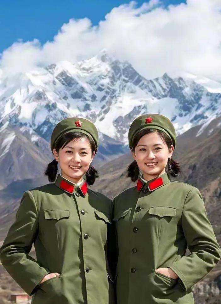 啊，双胞胎女兵多靓丽！以飒爽的英姿驻守在祖国的美丽边疆…