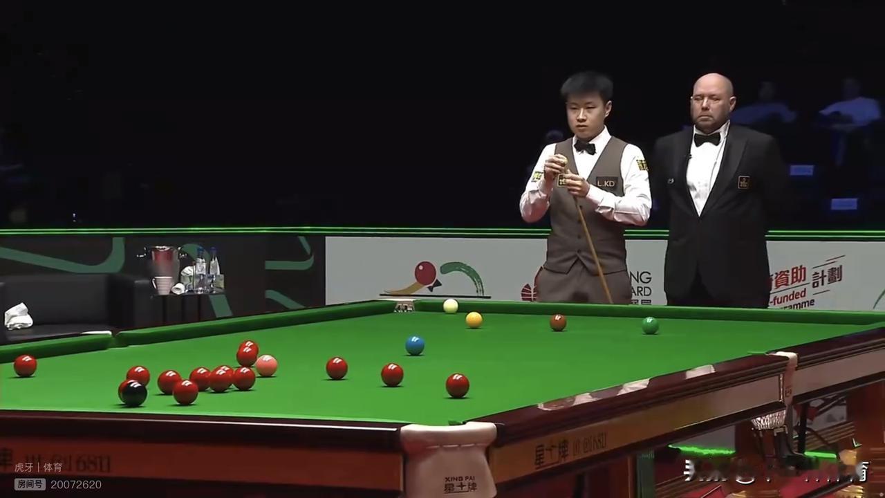 赵心童6-3战胜肖国栋与张安达会师世界大奖赛决赛！赵心童进决赛必夺冠的规律，本届