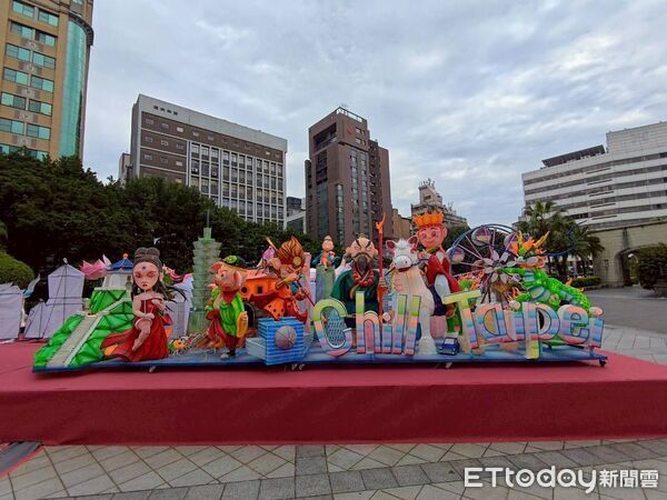 又得奖。。。每年元宵节台湾新闻必有淫魔李宗瑞的新闻。。。今年还给了title「北