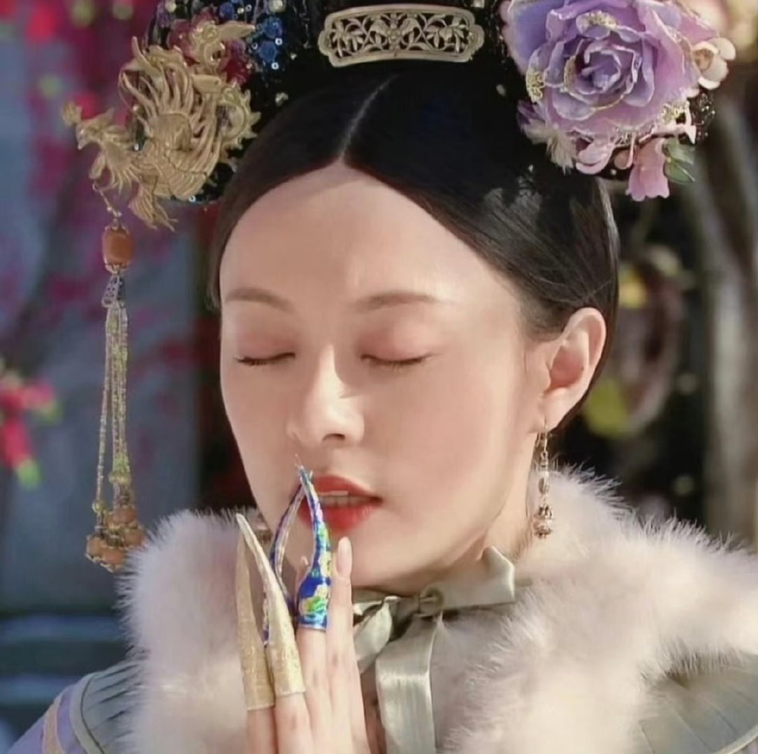 孙俪复刻甄嬛传名场面孙俪又有新表情包了 孙俪又有新表情包了 