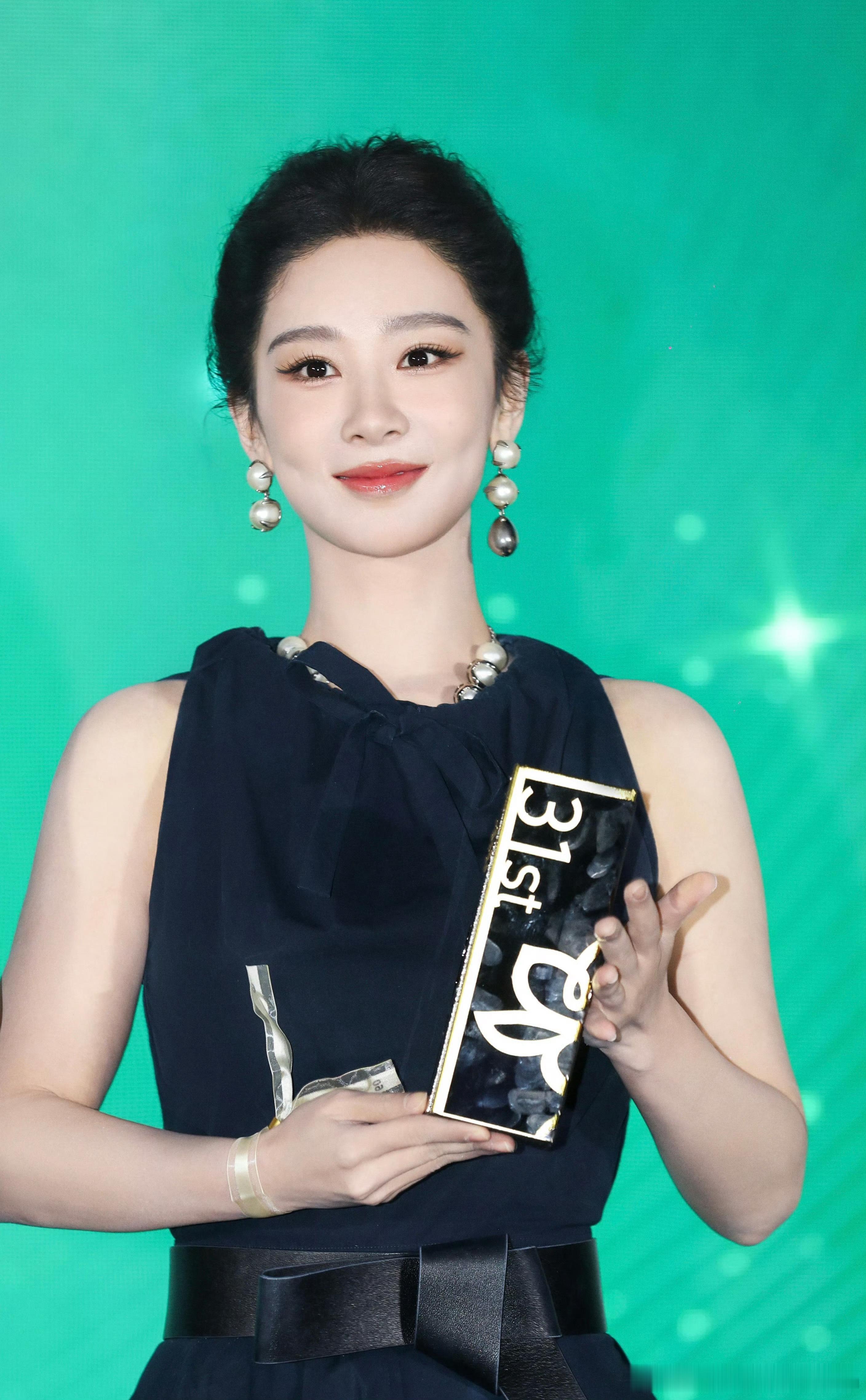 许愿今夜圆梦白玉兰 