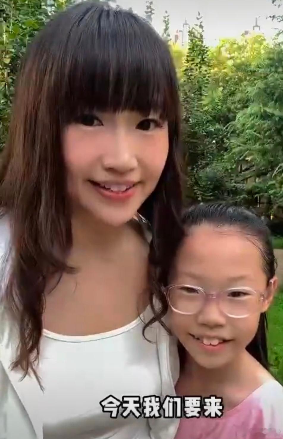 李行亮父女共用一张脸 我嘞个一键复制粘贴啊[doge] 要不考虑给孩子先整整牙？