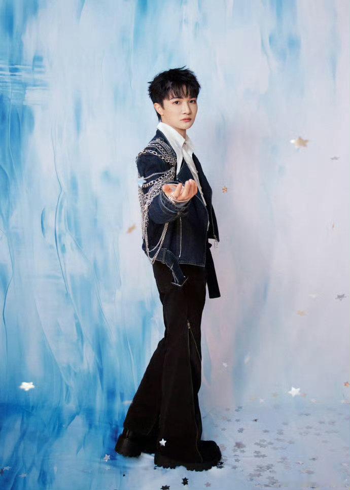 江苏卫视跨年全阵容 江苏卫视跨年 接荔2026 星光不负赶路人！群星集结温暖岁末