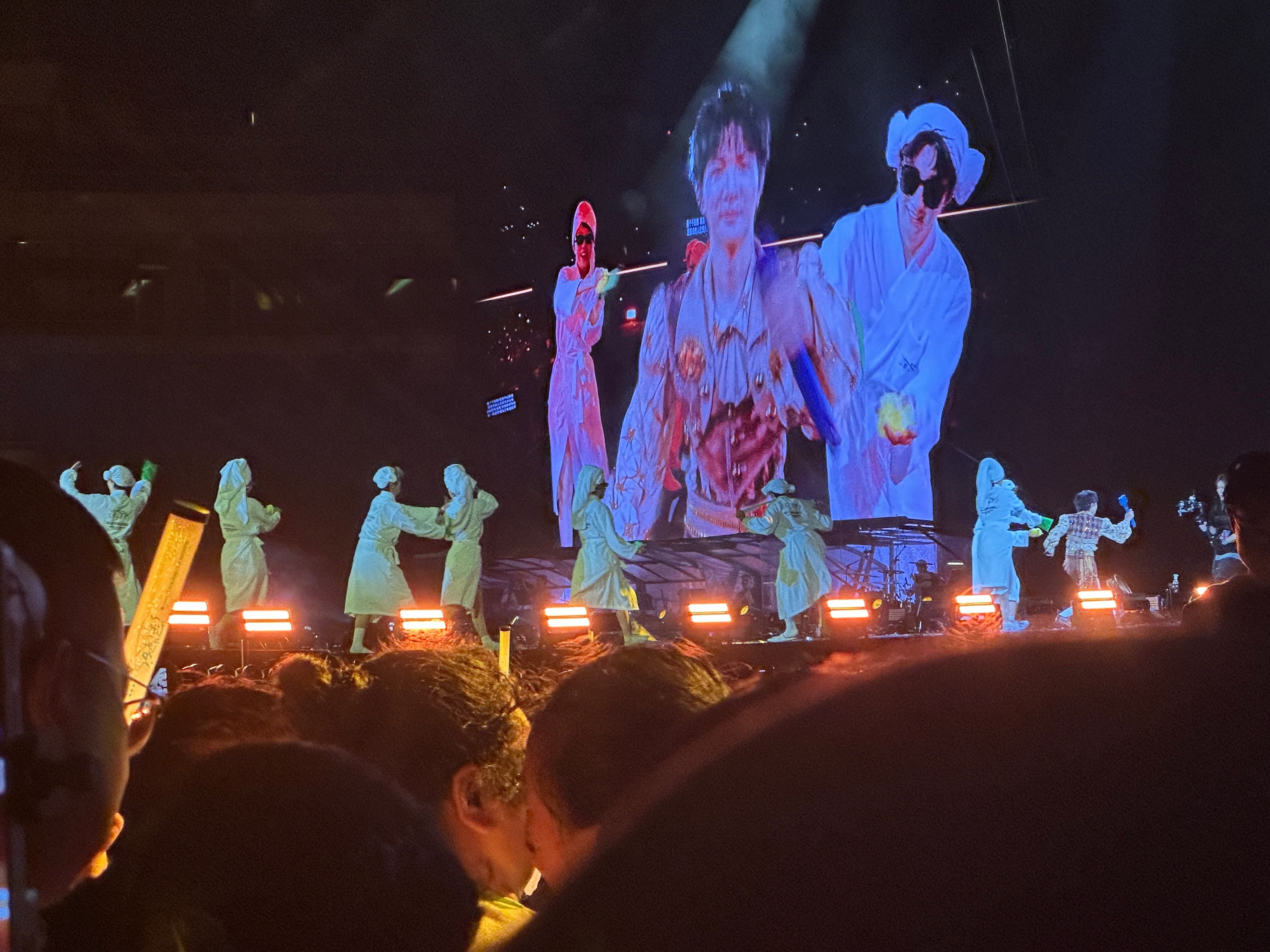 好神秘的搓澡团队周深沈阳演唱会周深2026深深的巡回演唱会