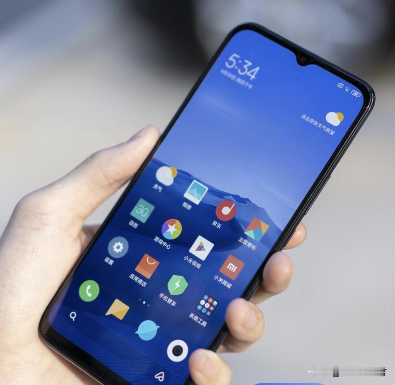 周围什么品牌的手机最多
   本来以为周围的人苹果和华为会很多，因为总看到网上人