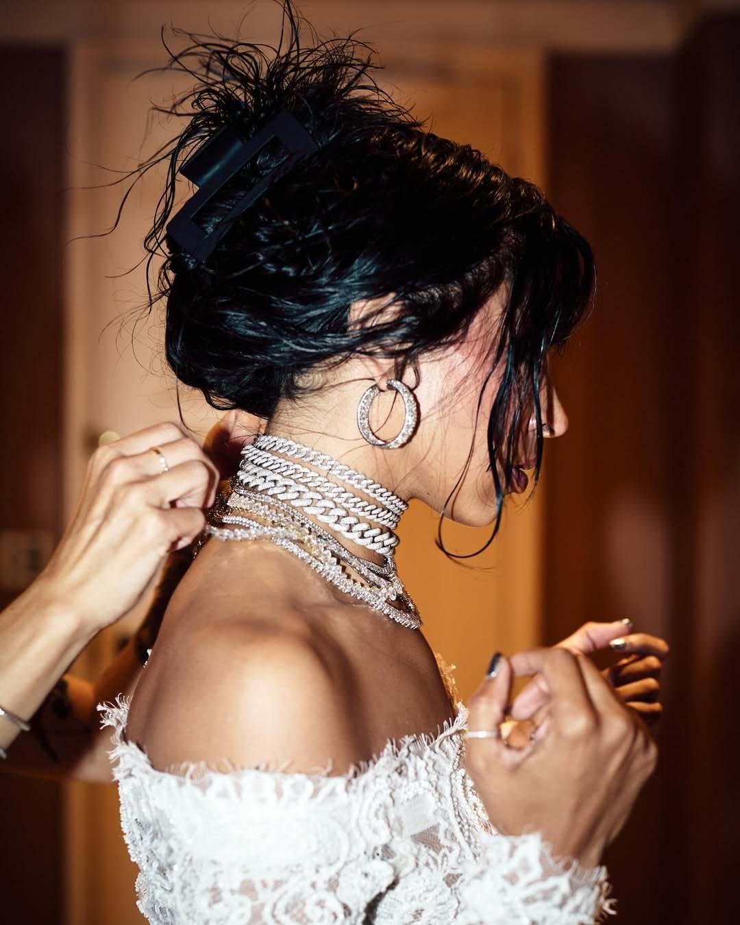 Tinashe  谁妈妈这么美？AMAs颁奖礼幕后写真 
