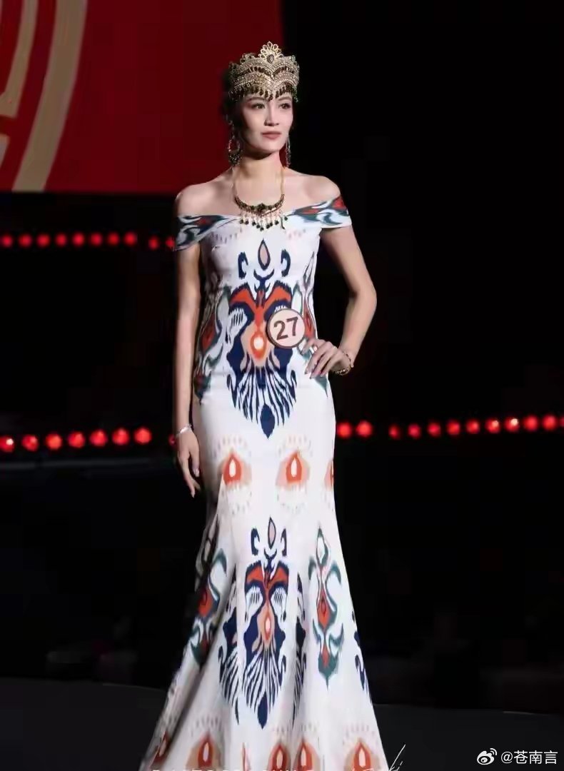 喀什姑娘获中国小姐全国冠军2月28日，第十五届中国小姐选拔大赛总决赛在福建莆田落