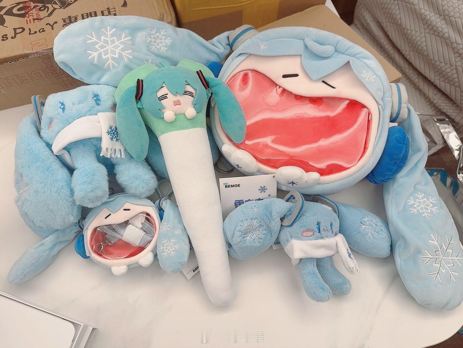 雪Miku，现在已经是樱Miku的季节了啊！#河野華[超话]#  可以发去年拍的