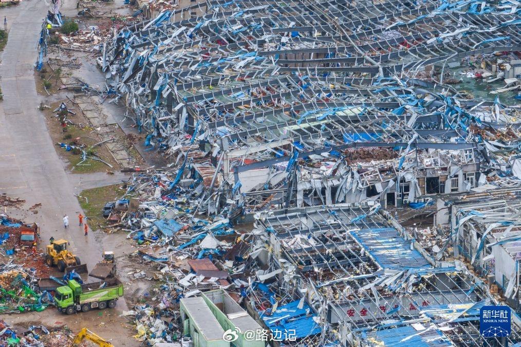 湖北：76个乡镇遭遇8到10级雷暴大风，其中鄂州、咸宁局地风力甚至飙升至13级 