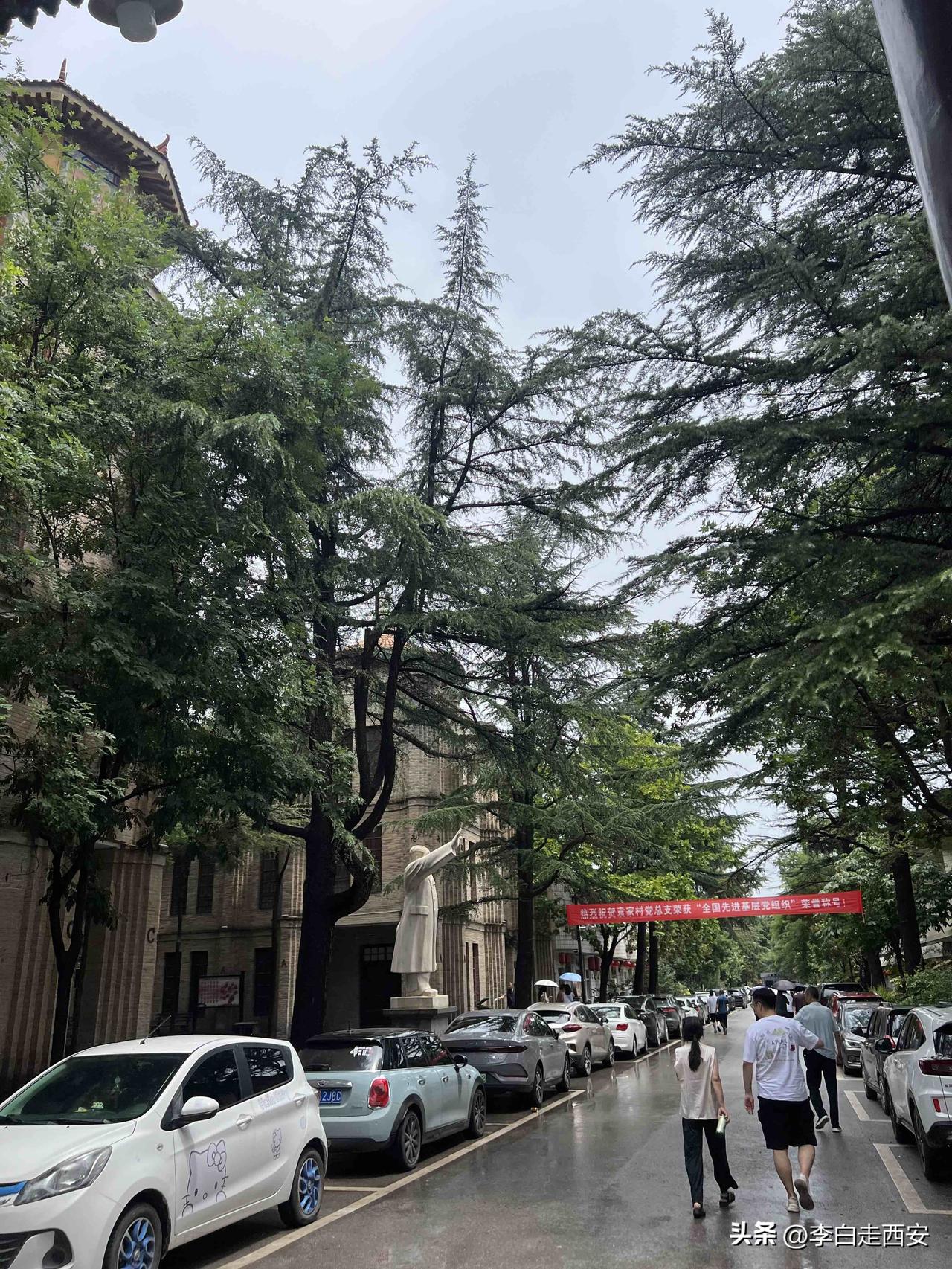 周末曲江出发礼泉袁家村一日游

上午10时左右出发

南三环转西三环六村堡上福银