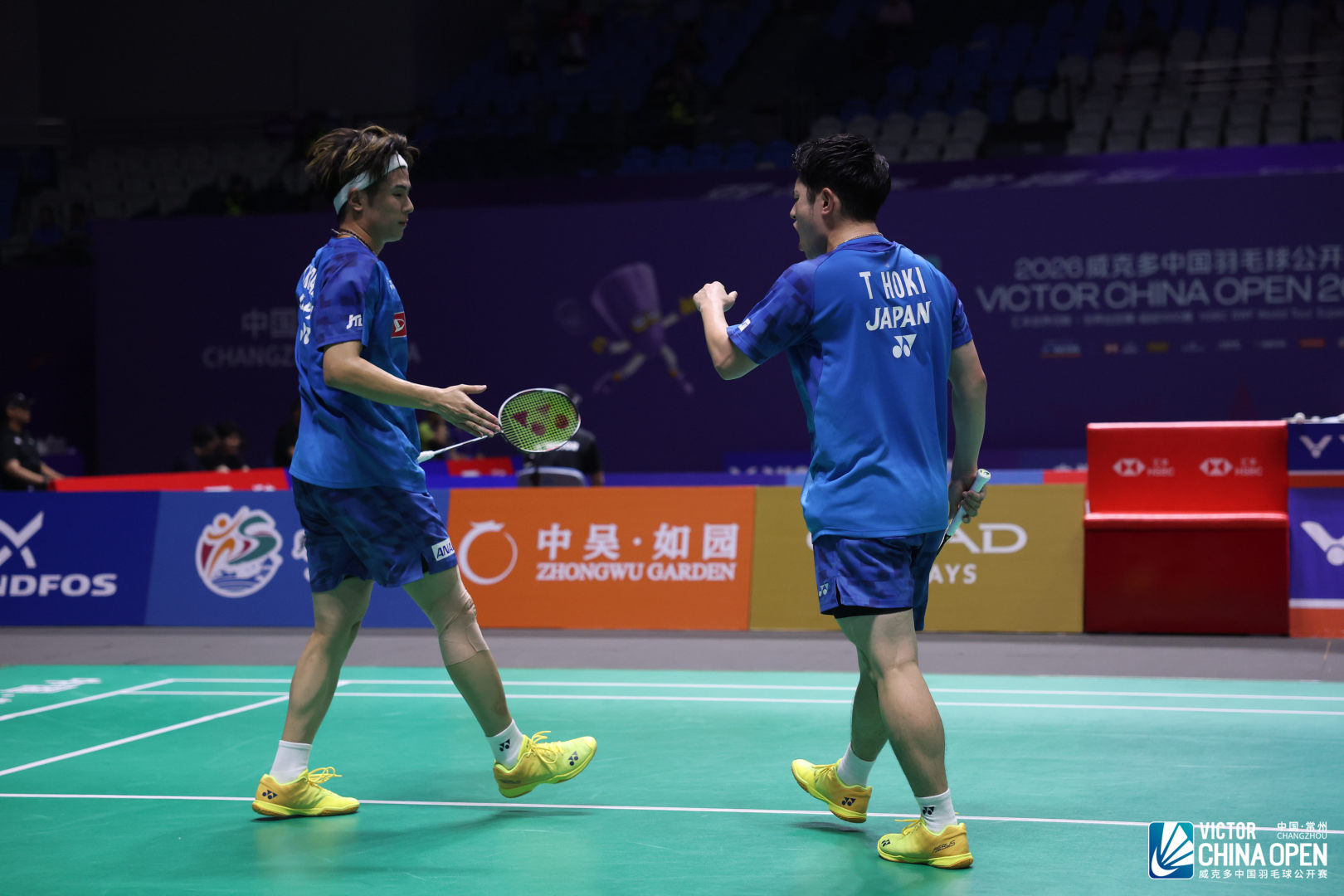 保木卓朗/小林优吾🇯🇵 21-12、25-23 🇫🇷小波波夫/大波波夫下