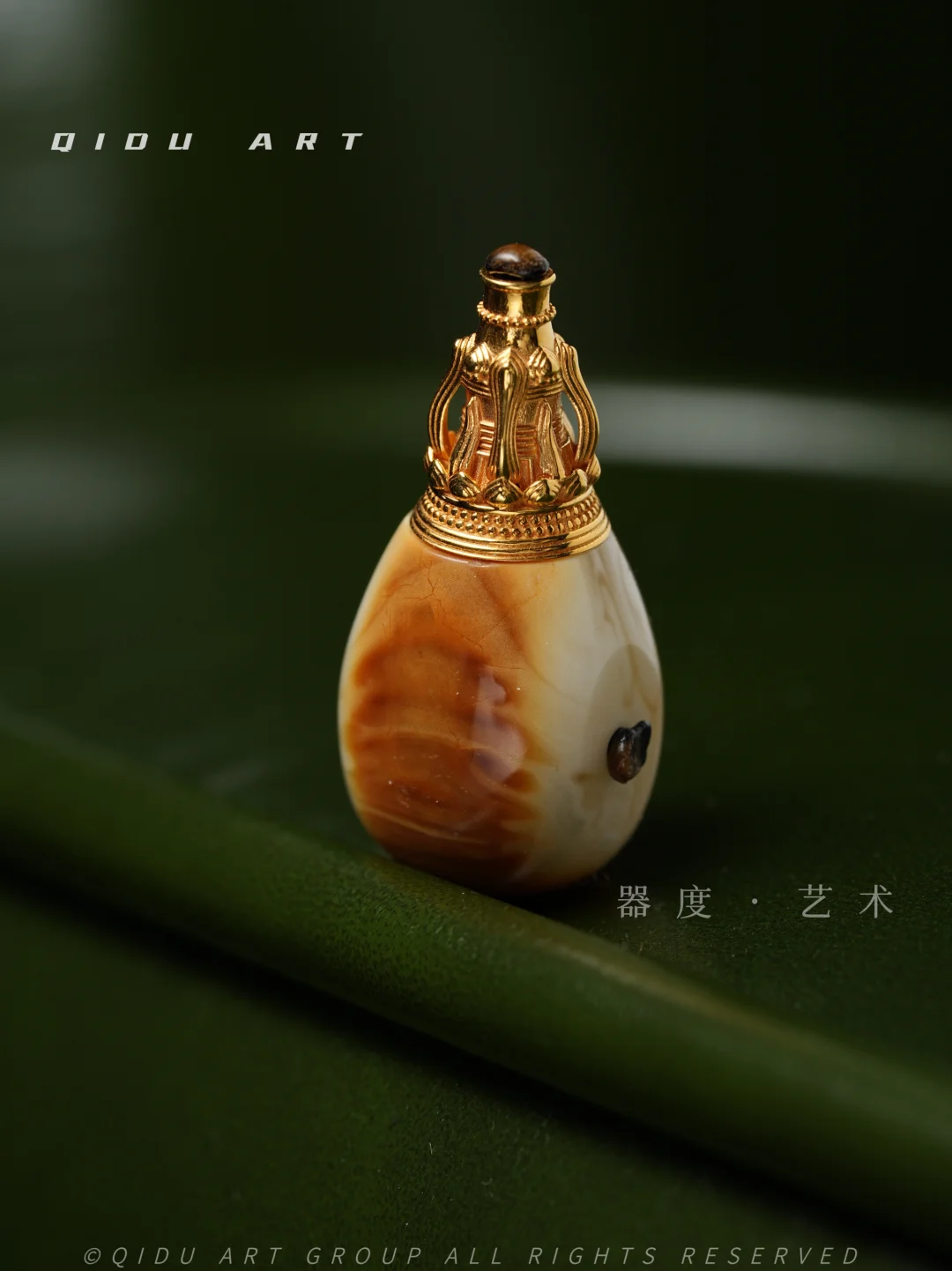 一颗虎皮小胖墩蜜蜡三通