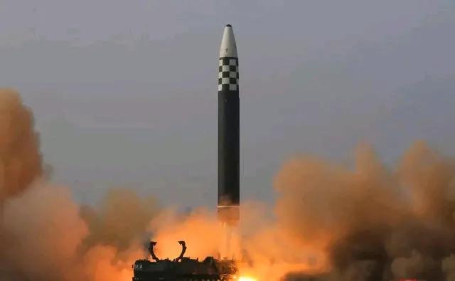 以色列这种空袭，从战略层面来讲，改变不了什么，美国在谈判桌上拿不到的，以色列空袭