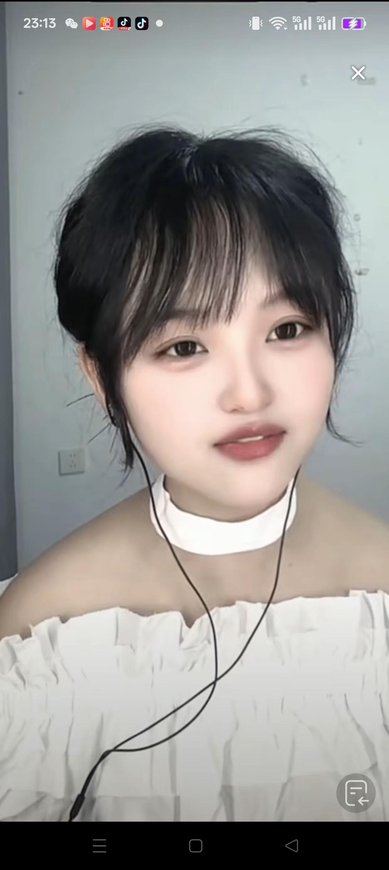 美丽的！漂亮的！善良的！细腻的女孩！