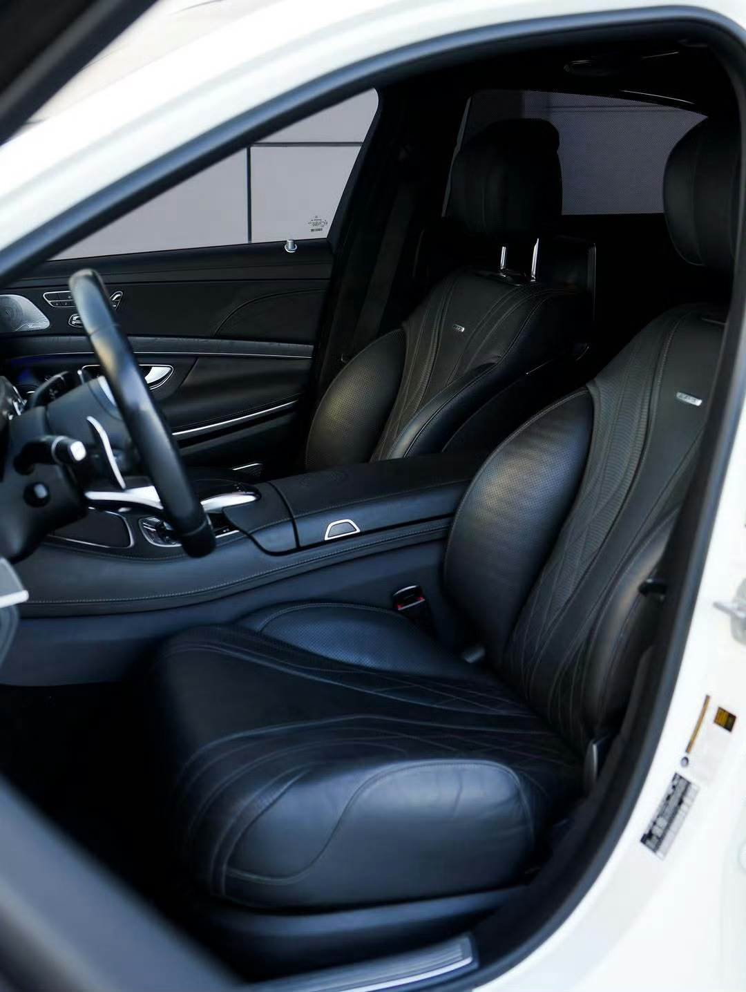 梅赛德斯–AMG S63