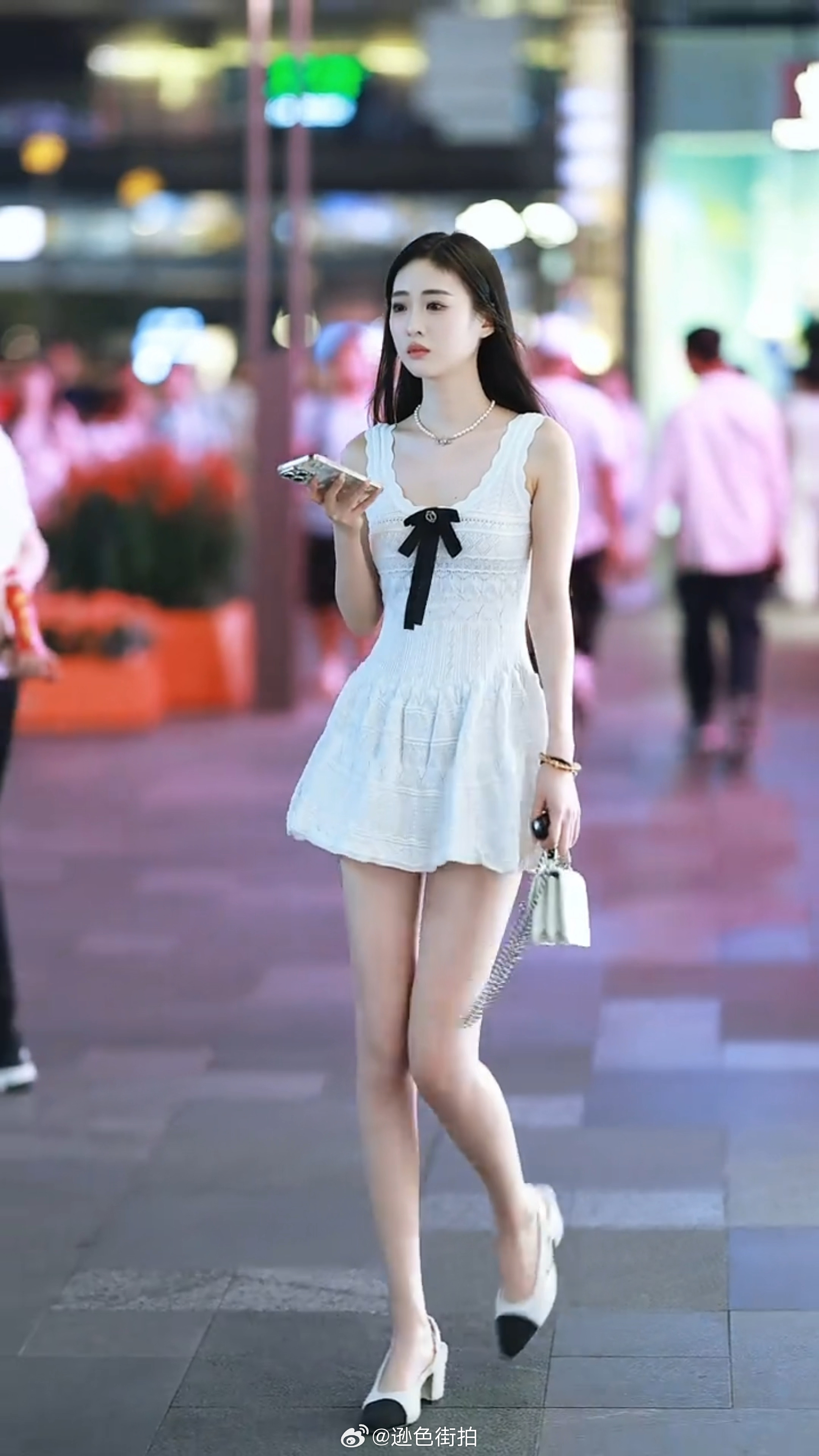 【成都街拍】你爱上哪个小姐姐？丨摄影拍照每日穿搭