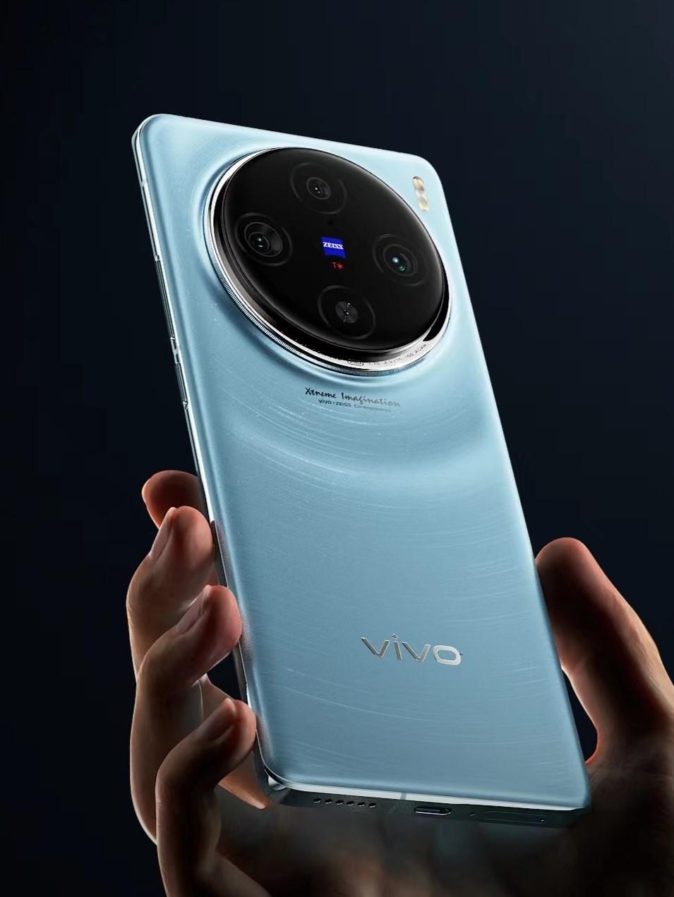 说实话，本来很喜欢vivo X90那个设计的，结果X100又让我失望了，和华为、
